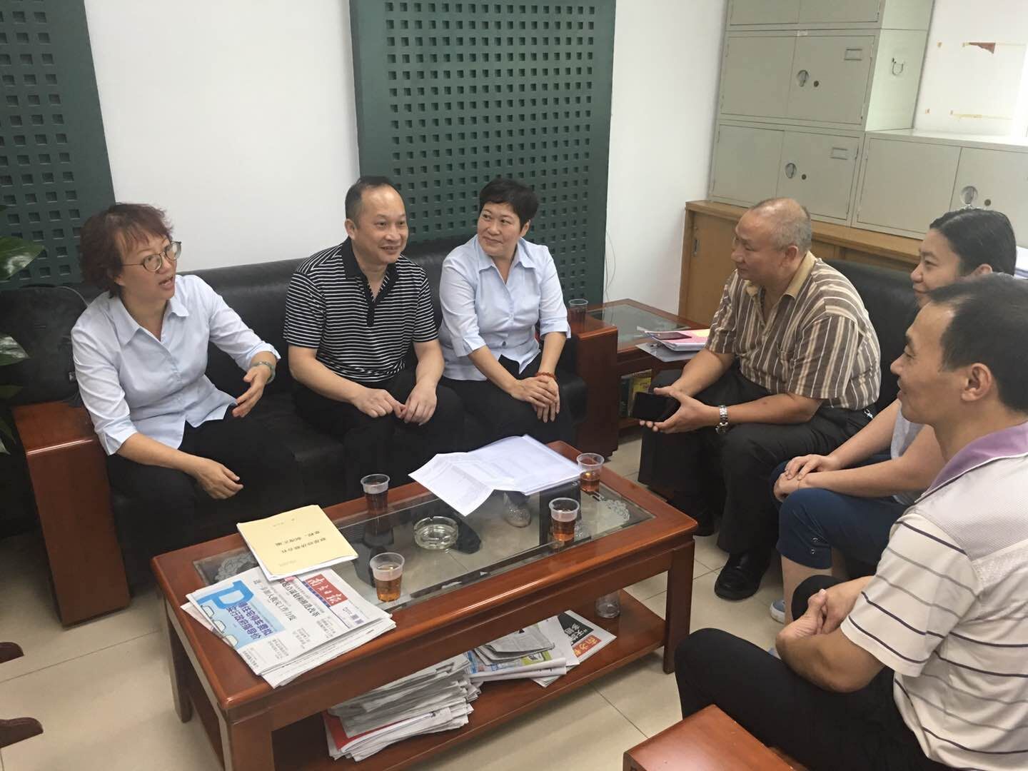 与联星经济联合社召开座谈会.jpg